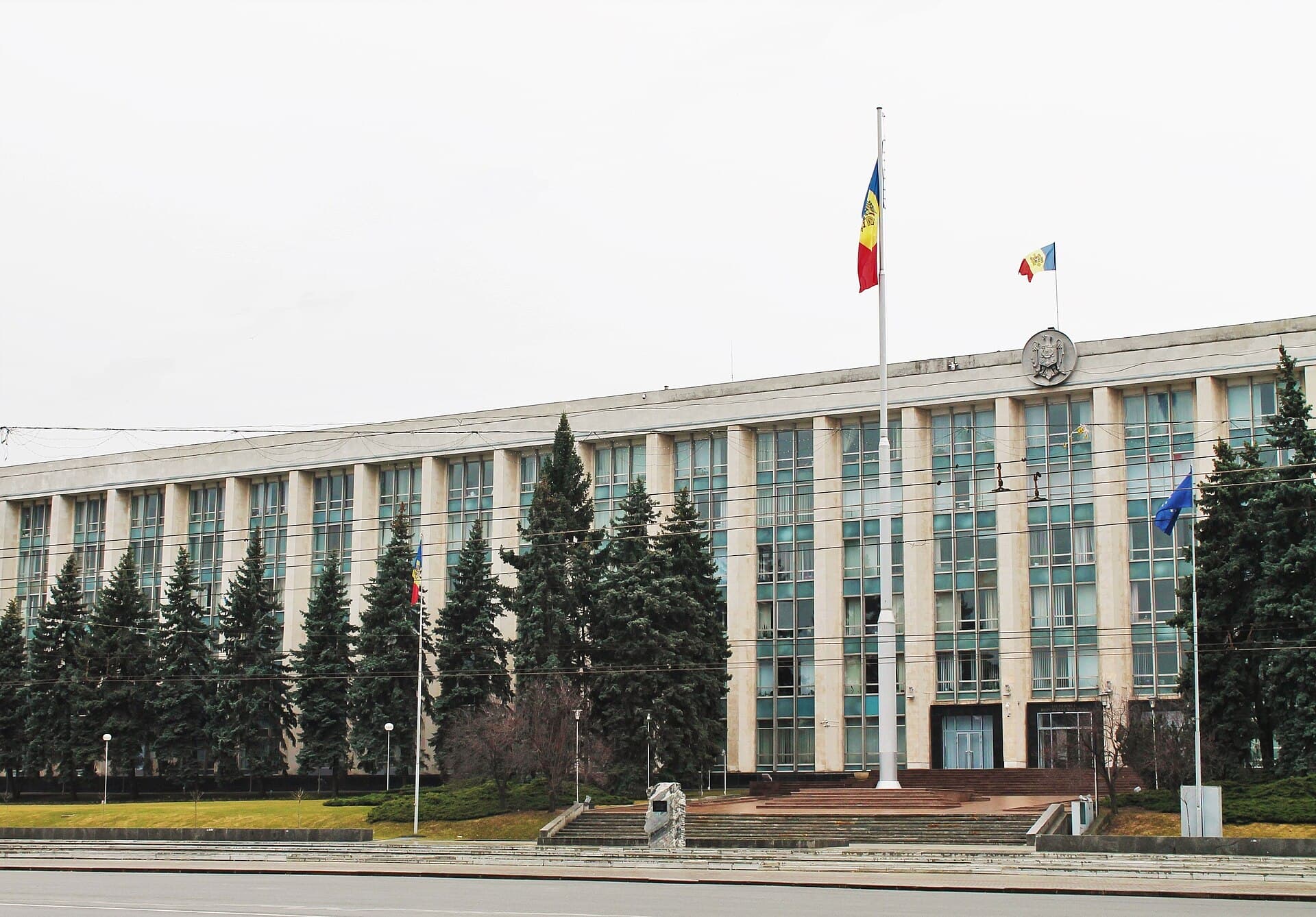 Clădirea Guvernului, Piața Marii Adunări Naționale